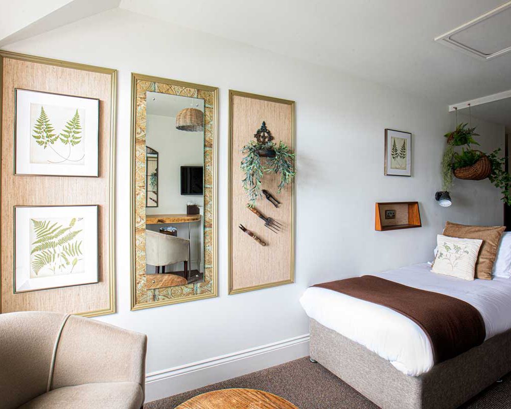 Sea-View-Twin-Fernery-(2)